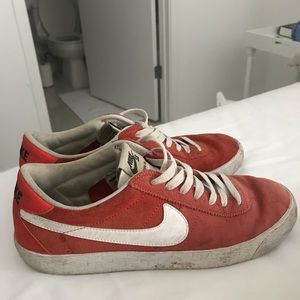 Slightly worn Nike SB Bruins